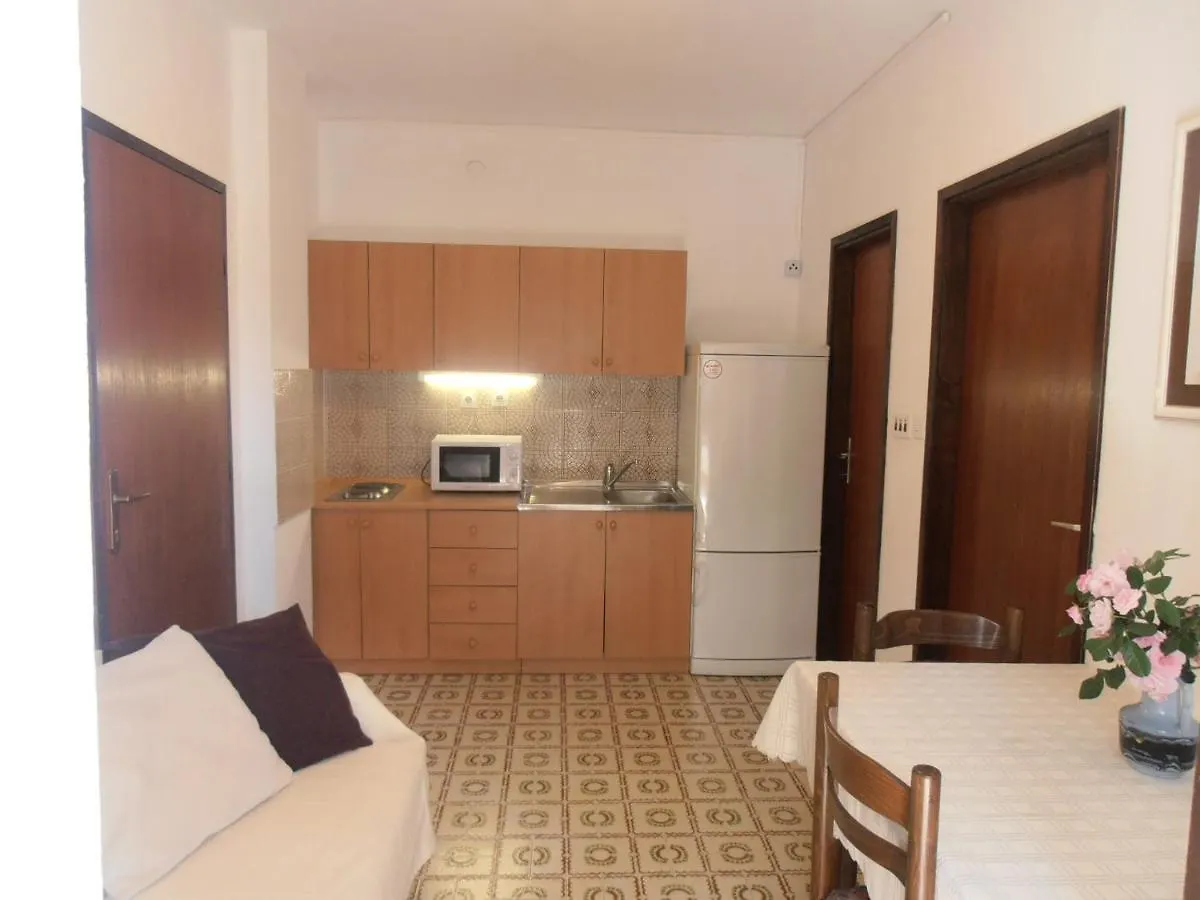 Apartments With A Parking Space Sveti Anton, Krk - 5288