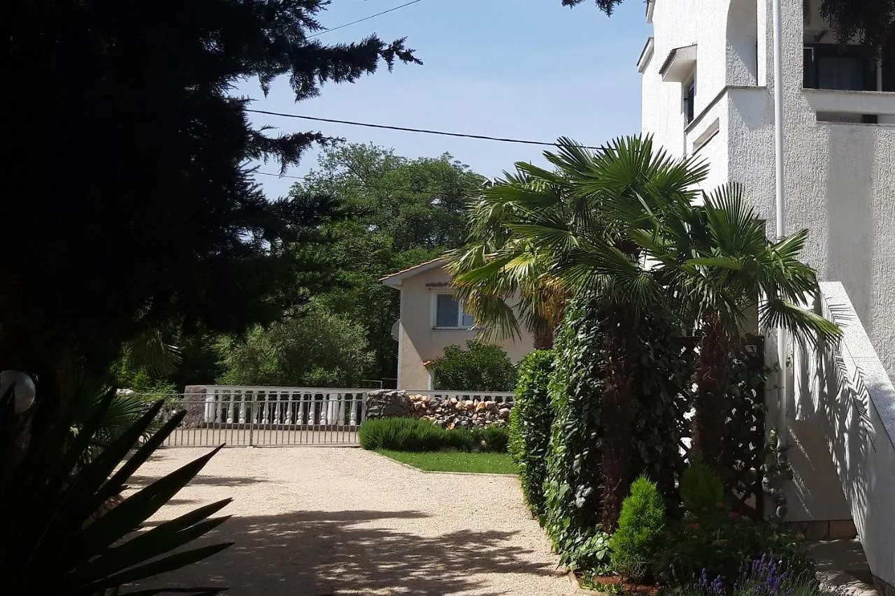 Apartments With A Parking Space Sveti Anton, Krk - 5288 Κροατία