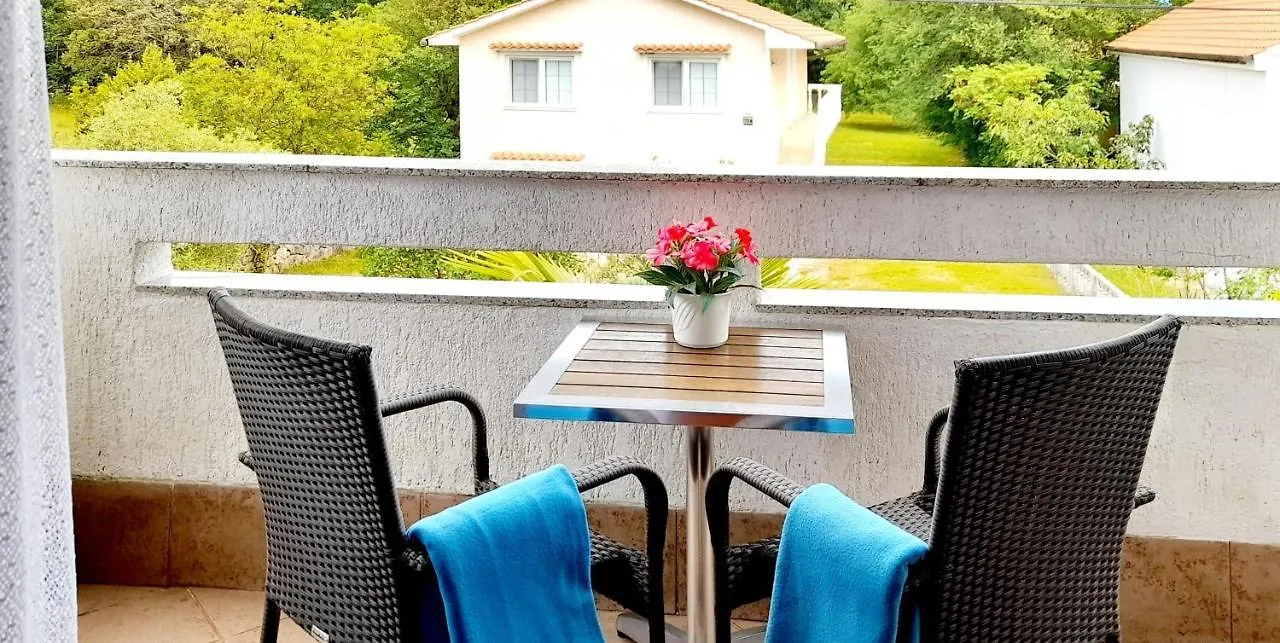 Apartments With A Parking Space Sveti Anton, Krk - 5288 Κροατία