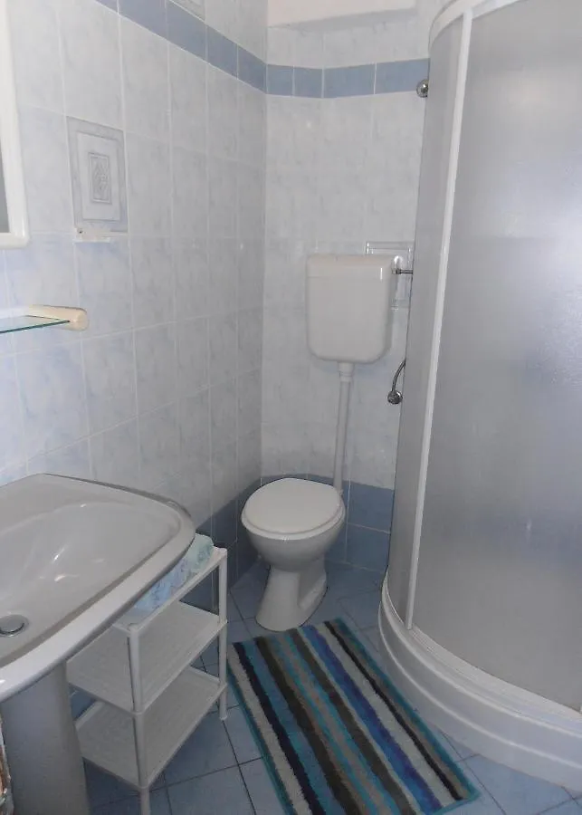 Apartments With A Parking Space Sveti Anton, Krk - 5288